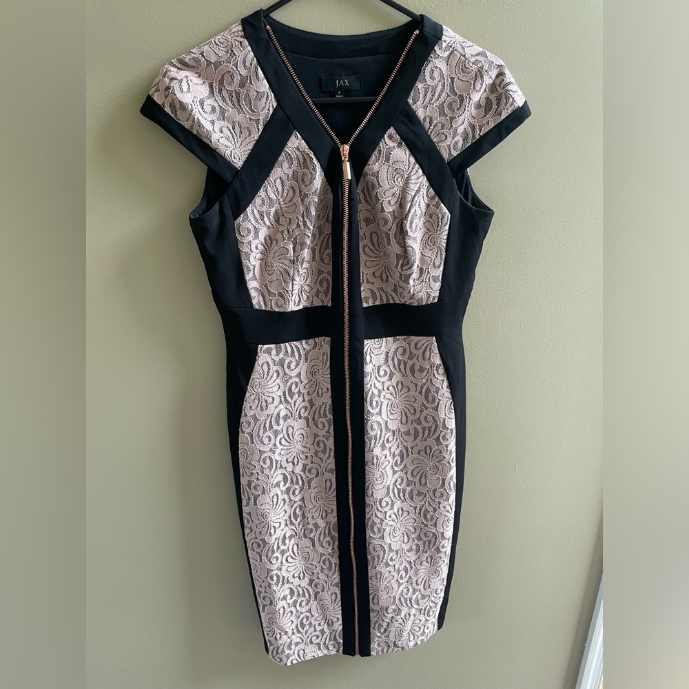Zippered lace dress